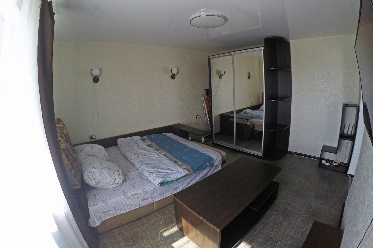 Уютная Квартира Со Свежим Ремонтом Odessa Exteriör bild